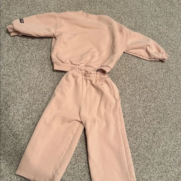 Zara Blush Pink hello kitty tracksuit set age 3 - Picture 5 of 6